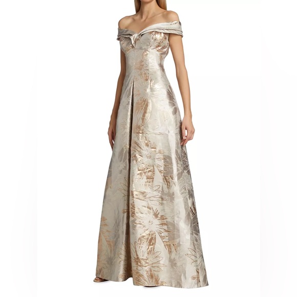 $640 Teri Jon by Rickie Freeman
Portrait Neck Metallic Jacquard Gown size 14 - Picture 3 of 13